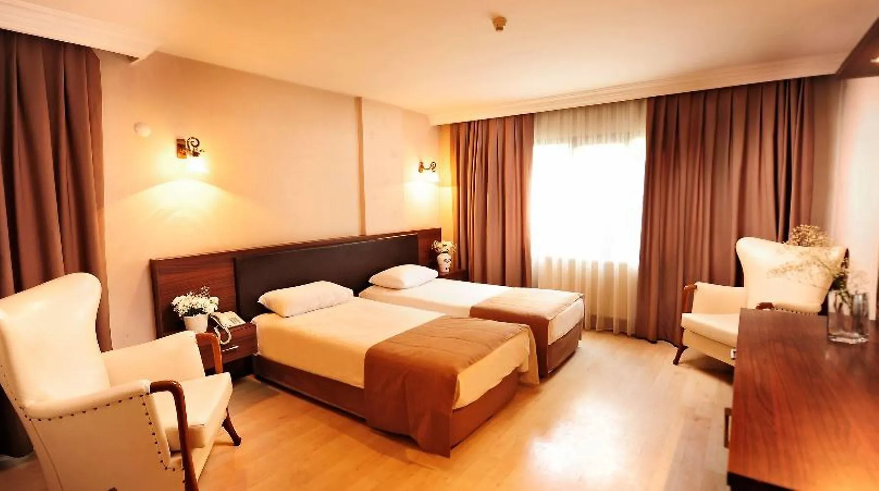 Uestuen Hotel Alsancak Izmir
