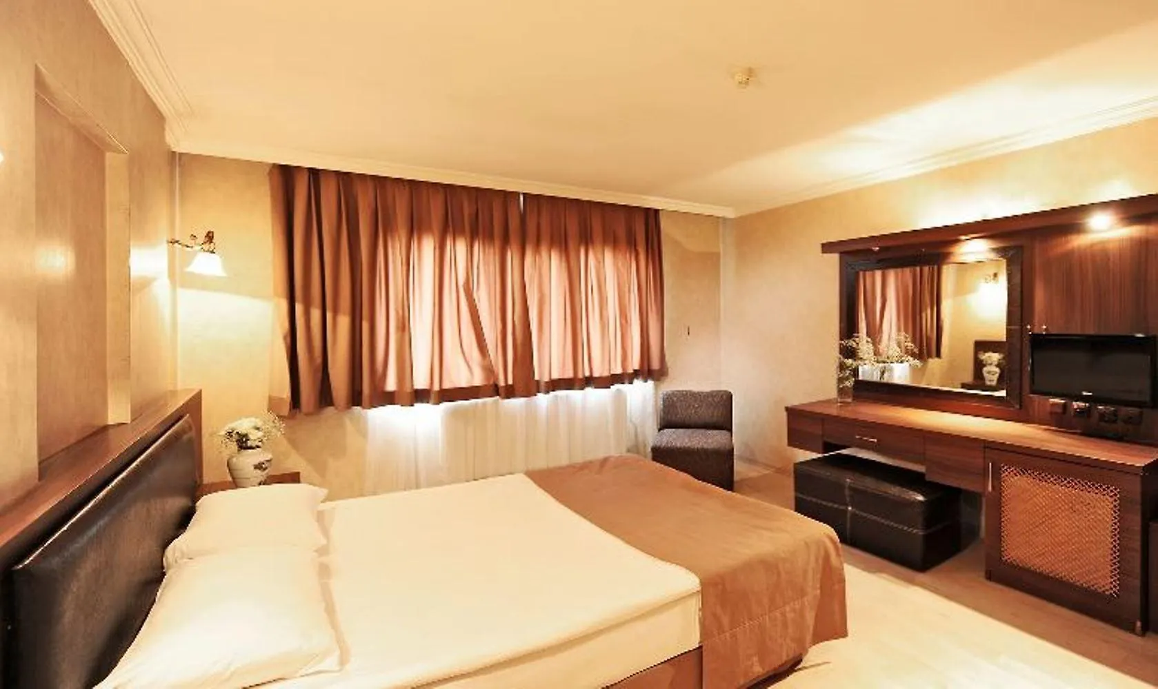 Uestuen Hotel Alsancak Izmir
