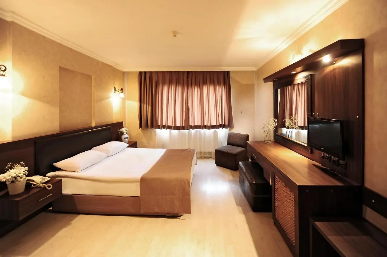 Uestuen Hotel Alsancak Izmir