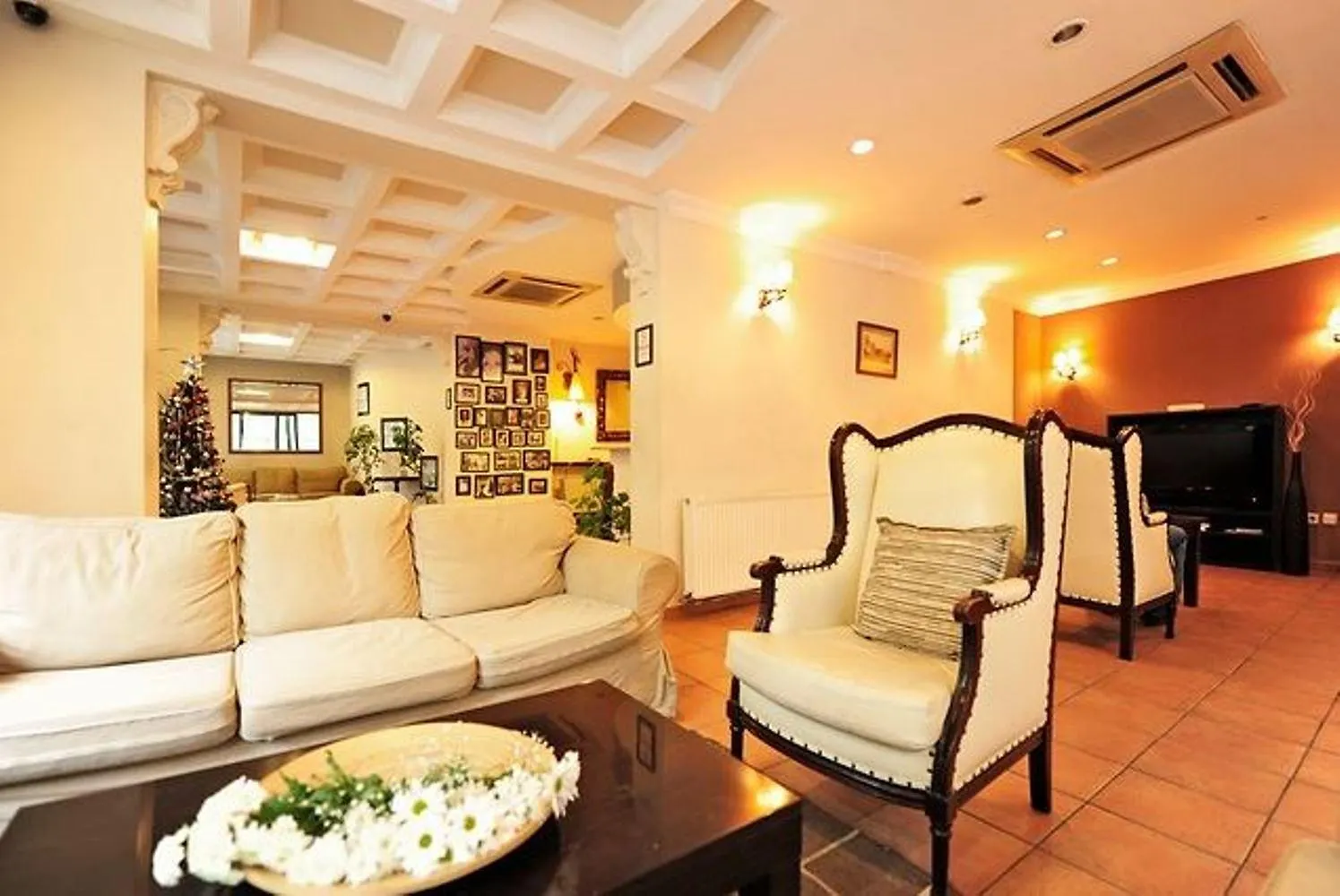 Uestuen Hotel Alsancak Izmir