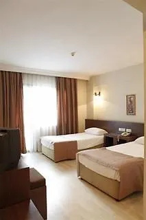 Uestuen Hotel Alsancak Izmir 3*,  Turkey