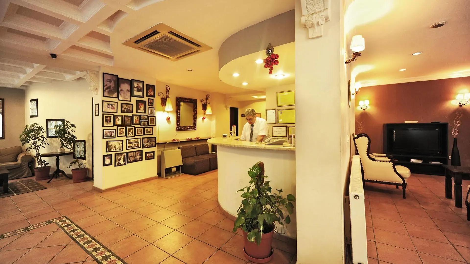 ***  Uestuen Hotel Alsancak Izmir Turkey