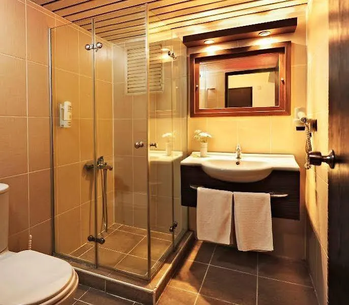 Uestuen Hotel Alsancak Izmir