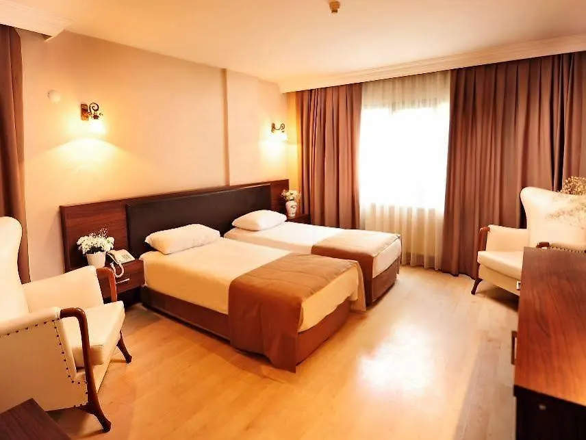 Uestuen Hotel Alsancak Izmir